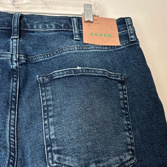 Boden High Rise Classic Slim Jeans Size W32xL32 NEW Blue Tapered Leg Raw Hem - Picture 9 of 16